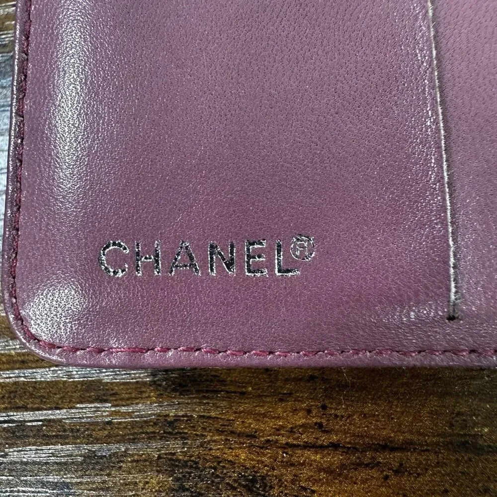 CHANEL welcome haute2hand